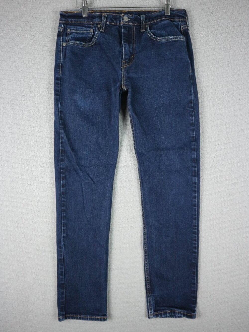 Levi's 502 Blue Denim Cotton Jeans 32x32 fits 32x29 Regular Tapered Mid Rise